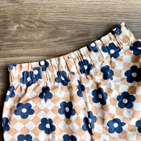Maeve by Anthropologie Retro Floral Argyle Elastic Waist Paperbag Shorts Size M - Picture 3 of 15